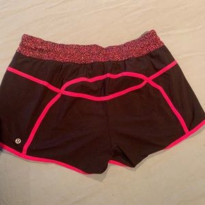 Lululemon tracker short size 12
